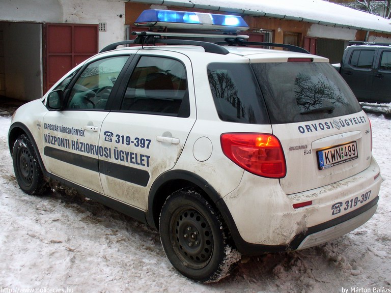Suzuki SX4, Kaposvár, városkörnyéki orvosi ügyelet, fotó: Márton Balázs
Keywords: mentő magyar magyarország mentőautó KWN-489