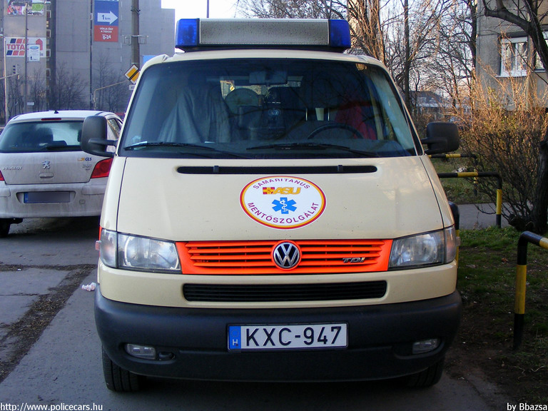 Volkswagen Transporter T4, Samaritanus Mentõszolgálat, fotó: Bbazsa
Keywords: mentő magyar Magyarország mentőautó KXC-947