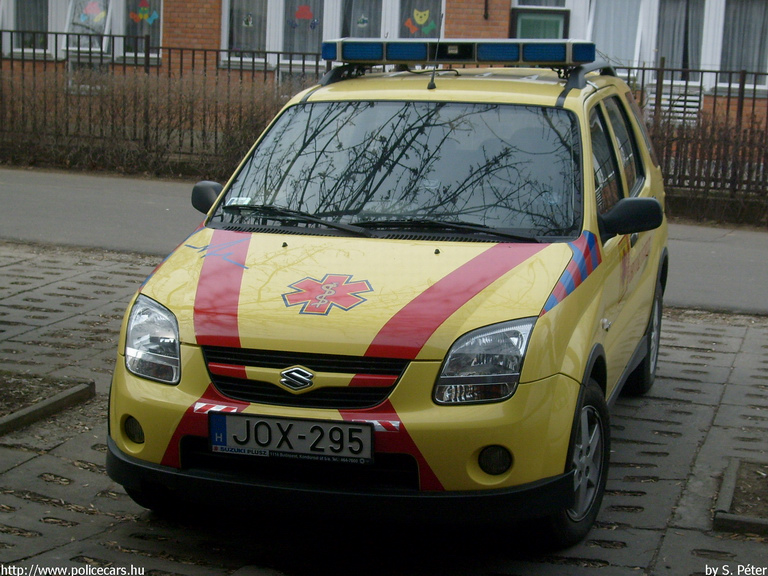 Suzuki Ignis, Szolnok, orvosi ügyelet, Emergency Service, fotó: S. Péter
Keywords: mentő magyar Magyarország mentőautó JOX-295