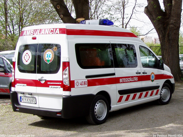 Citroen Jumpy, Kaposvár, Pannon Mentõ Kht., fotó: Pannon Mentõ Kht.
Keywords: mentő magyar Magyarország mentőautó KYX-680