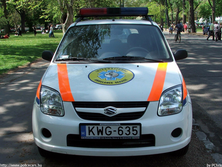 Suzuki Ignis, orvosi ügyelet, Budapest, International Ambulance, fotó: PChris
Keywords: mentő magyar Magyarország mentőautó KWG-635