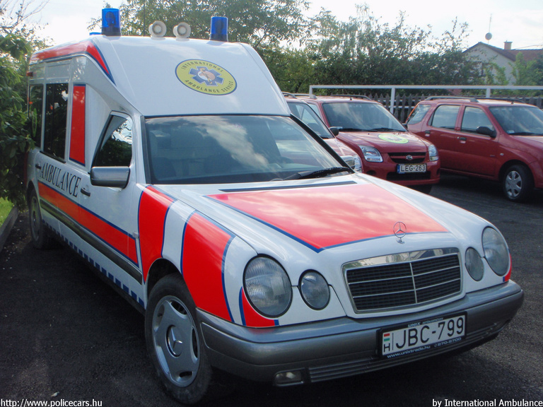 Mercedes-Benz E Binz, International Ambulance, fotó: International Ambulance
Keywords: mentő magyar Magyarország mentőautó JBC-799