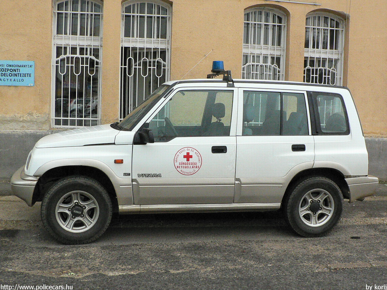Suzuki Vitara, orvosi ügyelet, Nagykálló, fotó: korij
Keywords: mentő magyar Magyarország mentőautó HXA-417