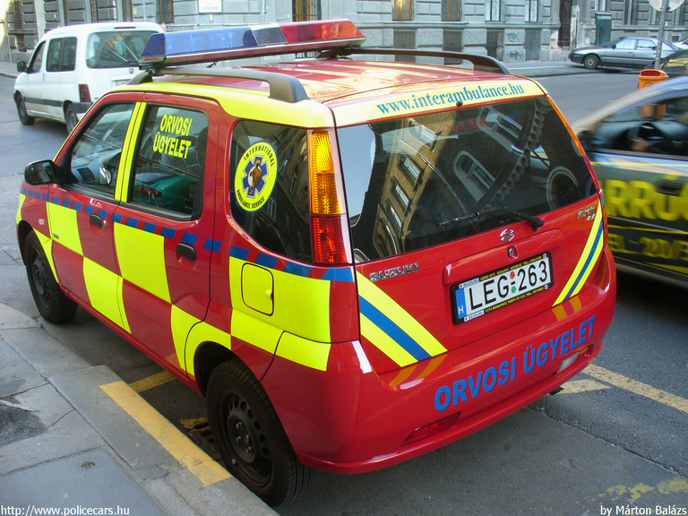 Suzuki Ignis 4x4, orvosi ügyelet, Budapest, International Ambulance, fotó: Márton Balázs
Keywords: mentő magyar Magyarország mentőautó LEG-263