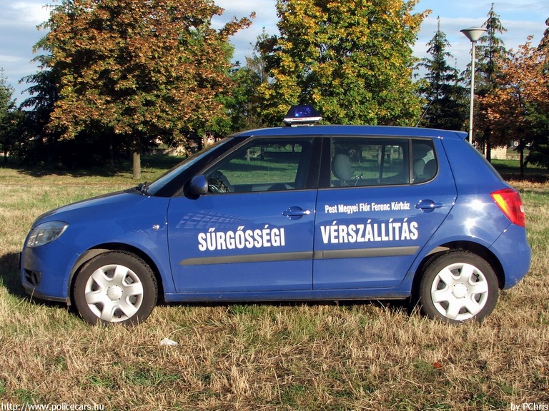 Skoda Fabia II, Pest Megyei Flór Ferenc Kórház, vérszállítás, fotó: PChris
Keywords: mentő magyar Magyarország mentőautó KHC-448