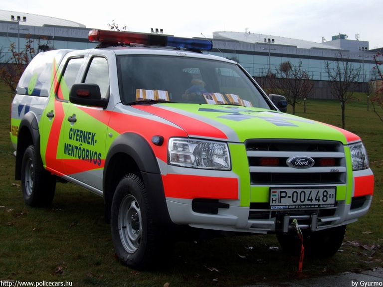 Ford Ranger, Szent Márton Gyermekmentõ Szolgálat, fotó: Gyurmo
Keywords: mentő magyar Magyarország mentőautó LKX-580