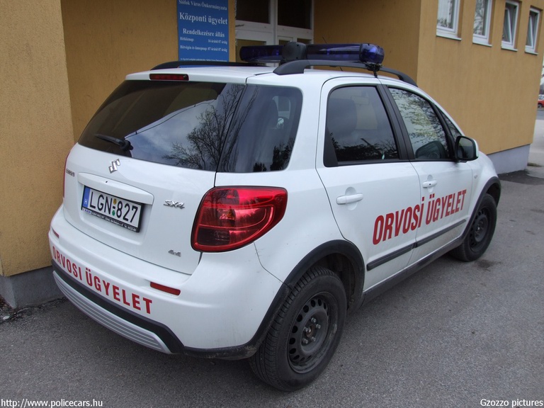 Suzuki SX4 4x4, Siófok, orvosi ügyelet, fotó: Gzozzo pictures
Keywords: mentő magyar Magyarország mentőautó LGN-827
