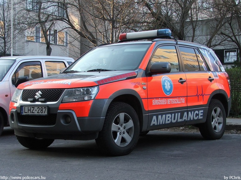 Suzuki Grand Vitara, D.K. Mentõszolgálat, Budapest, fotó: PChris
Keywords: mentő mentőautó magyar Magyarország LHZ-287