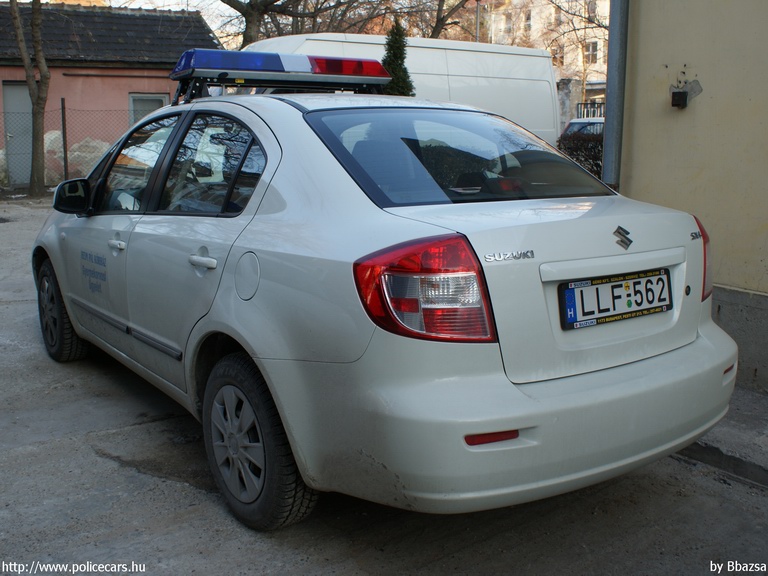 Suzuki SX4, Budapest, Heim Pál Kórház, gyermekorvosi ügyelet, fotó: Bbazsa
Keywords: mentő mentőautó magyar Magyarország LLF-562