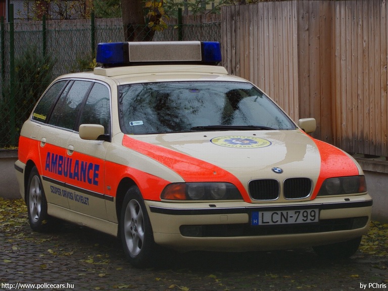 BMW 5 E39, International Ambulance, orvosi ügyelet, Budapest, fotó: PChris
Keywords: mentő mentőautó magyar Magyarország LCN-799