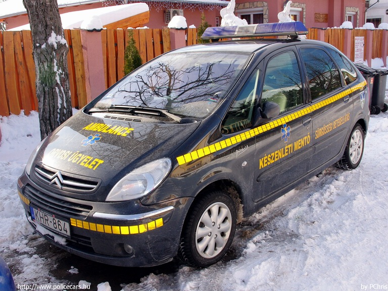 Citroen Xsara Picasso, Készenléti Mentõk Kft., orvosi ügyelet, Dunakeszi, fotó: PChris
Keywords: mentő magyar Magyarország mentőautó KHR-864