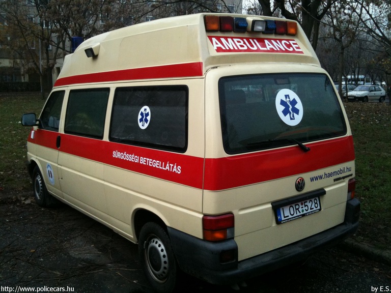Volkswagen Transporter T4, HAEMOBIL Egészségügyi Szolgáltató Kht., fotó: E.S.
Keywords: mentő mentőautó magyar Magyarország LOR-528