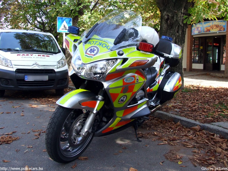 Honda ST 1300 Pan European, Országos Mentõszolgálat, fotó: Gzozzo pictures
Keywords: mentő mentőmotor motor OMSZ magyar magyarország