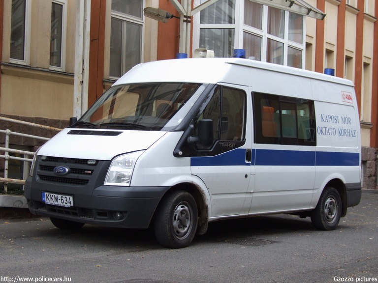 Ford Transit, Kaposvár, Kaposi Mór Oktató Kórház, fotó: Gzozzo pictures
Keywords: mentő mentőautó magyar Magyarország KKM-634