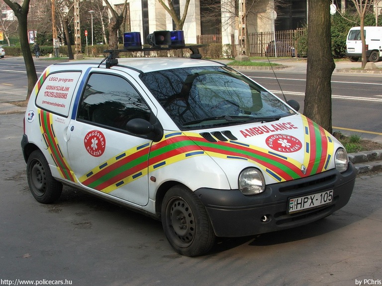 Renault Twingo, Hazai Alapítvány, Budapest, fotó: PChris
Keywords: mentő magyar Magyarország mentőautó HPX-105