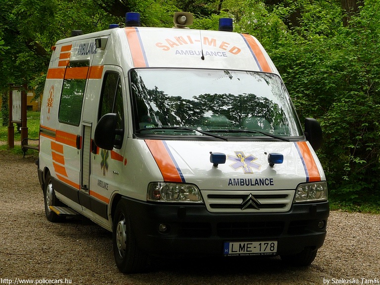 Citroen Jumper, SANI-MED Ambulance, fotó: Szelezsán Tamás
Keywords: mentő mentőautó magyar Magyarország LME-178