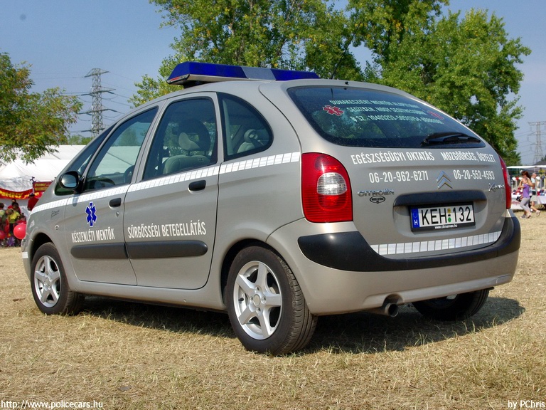 Citroen Xsara Picasso, orvosi ügyelet, Dunakeszi, Készenléti Mentõk Kft., fotó: PChris
Keywords: mentő mentőautó magyar Magyarország KEH-132