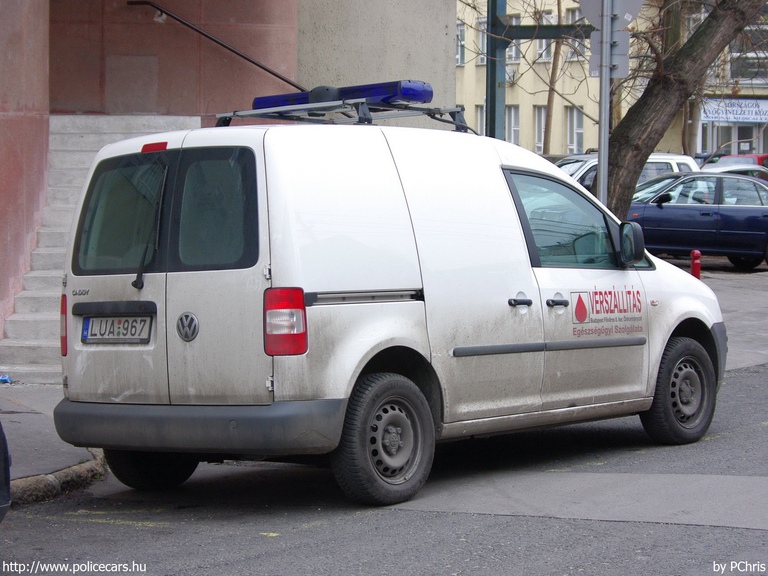Volkswagen Caddy, vérszállítás, Budapest Fõváros II. kerületi Önkormányzat Egészségügyi Szolgálata, fotó: PChris
Keywords: mentő mentőautó magyar Magyarország LUA-967
