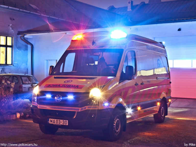 Volkswagen Crafter 2.0 BiTDI, Országos Mentõszolgálat, fotó: Mike
Keywords: mentő mentőautó magyar Magyarország OMSZ MA03-30