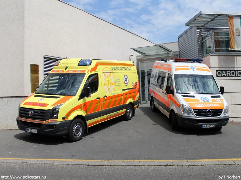 Volkswagen Crafter, Mercedes Sprinter, Országos Mentõszolgálat, fotó: HNorbert
Keywords: mentő mentőautó magyar Magyarország OMSZ MA03-58 MA02-53