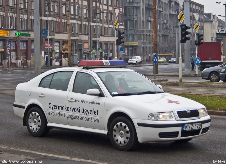 Skoda Octavia, gyermekorvosi ügyelet, Heim Pál kórház, Budapest, fotó: Mike
Keywords: mentő magyar Magyarország mentőautó KVZ-629