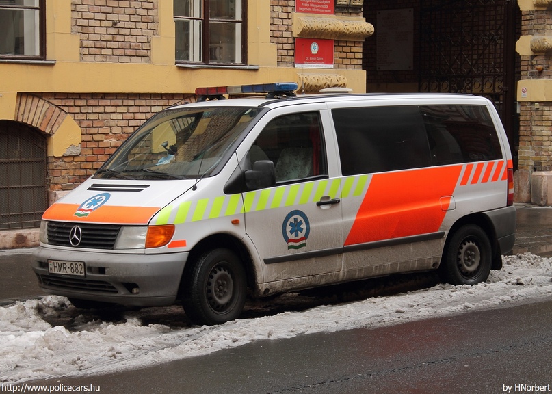 Mercedes-Benz Vito, Országos Mentõszolgálat, fotó: HNorbert
Keywords: OMSZ mentő magyar Magyarország mentőautó HMR-882