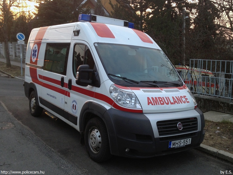 Fiat Ducato Maxi, HAEMOBIL Egészségügyi Szolgáltató Kht., fotó: E.S.
Keywords: mentő magyar Magyarország mentőautó MHS-551
