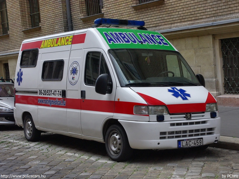 Peugeot Boxer, Racing&Event Medical Mentõszolgálat, fotó: PChris
Keywords: mentő magyar Magyarország mentőautó LAC-459