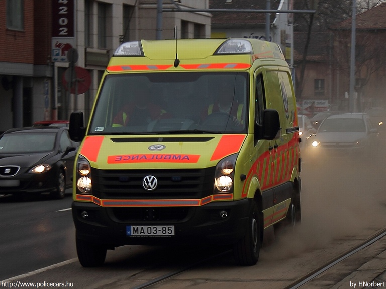 Volkswagen Crafter, Országos Mentõszolgálat, fotó: HNorbert
Keywords: mentő magyar Magyarország mentőautó OMSZ MA03-85