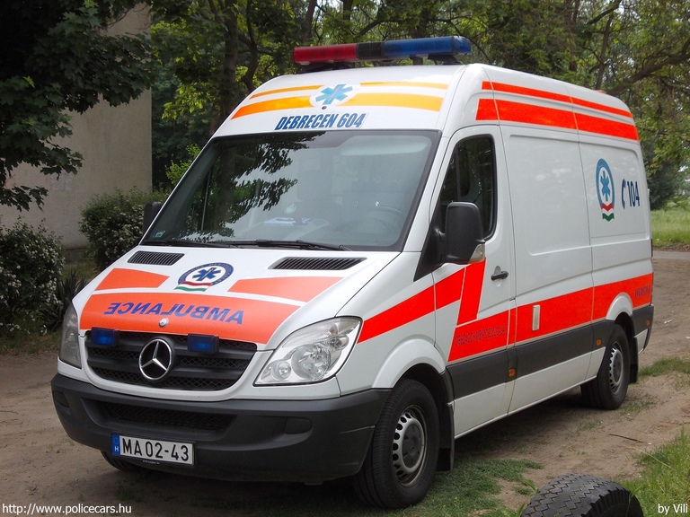 Mercedes-Benz Sprinter II, Országos Mentõszolgálat, Debrecen, fotó: Vili
Keywords: mentő mentőautó OMSZ magyar Magyarország MA02-43