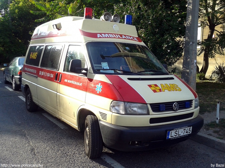 Volkswagen Transporter T4, AMS Mentõszolgálat, fotó: Bazsi
Keywords: mentő mentőautó magyar Magyarország LSL-745