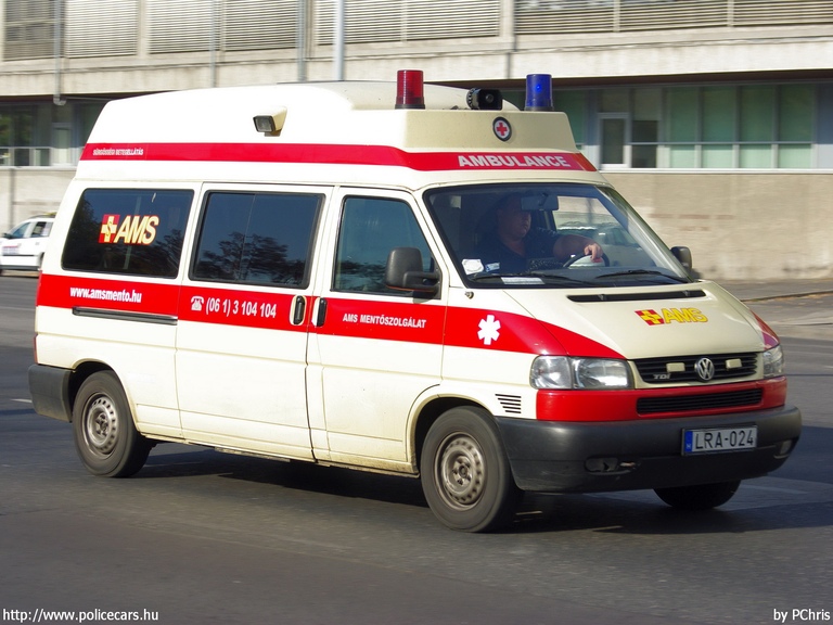 Volkswagen Transporter T4, AMS Mentõszolgálat, Budapest, fotó: PChris
Keywords: mentő mentőautó magyar Magyarország LRA-024