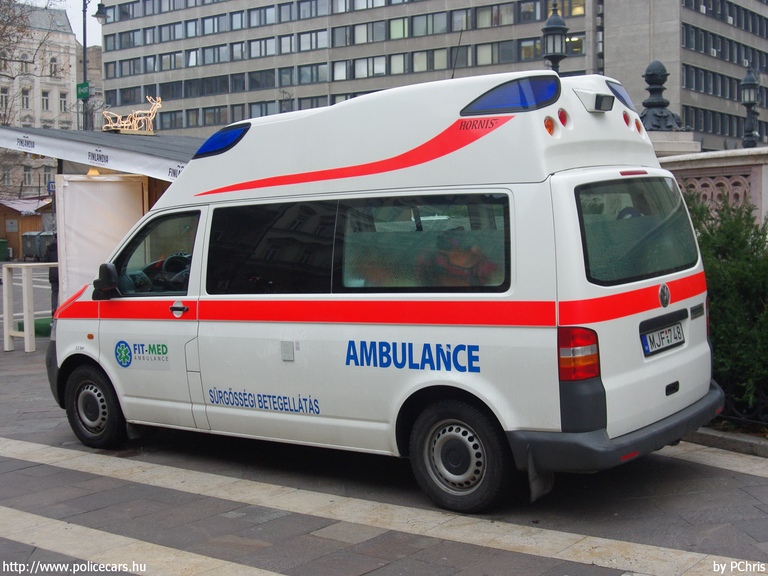 Volkswagen Transporter T5 Ambulanz Mobile Hornis Silver, FIT-MED Egészségügyi Szolgáltató Kft., fotó: PChris
Keywords: mentő mentőautó magyar Magyarország MJF-748