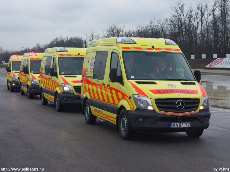 Mercedes-Benz Sprinter 316 CDI, Országos Mentõszolgálat, fotó: PChris
Keywords: mentő mentőautó OMSZ magyar Magyarország MA04-72