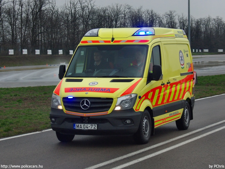 Mercedes-Benz Sprinter 316 CDI, Országos Mentõszolgálat, fotó: PChris
Keywords: mentő mentőautó OMSZ magyar Magyarország MA04-72