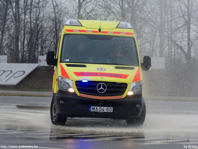 Mercedes-Benz Sprinter 316 CDI, Országos Mentõszolgálat, fotó: PChris
Keywords: mentő mentőautó OMSZ magyar Magyarország MA04-60