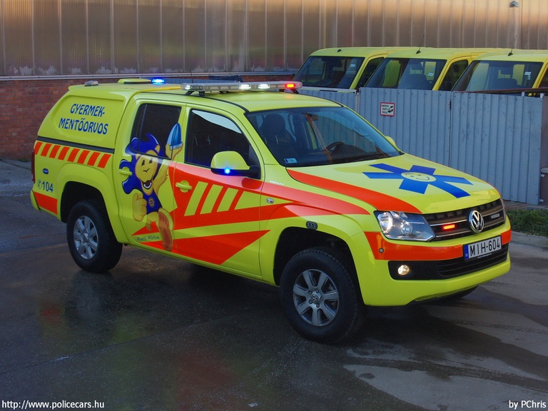 Volkswagen Amarok, Szent Márton Gyermekmentõ Szolgálat, fotó: PChris
Keywords: mentő mentőautó magyar Magyarország MIH-604 ambulance hungarian Hungary