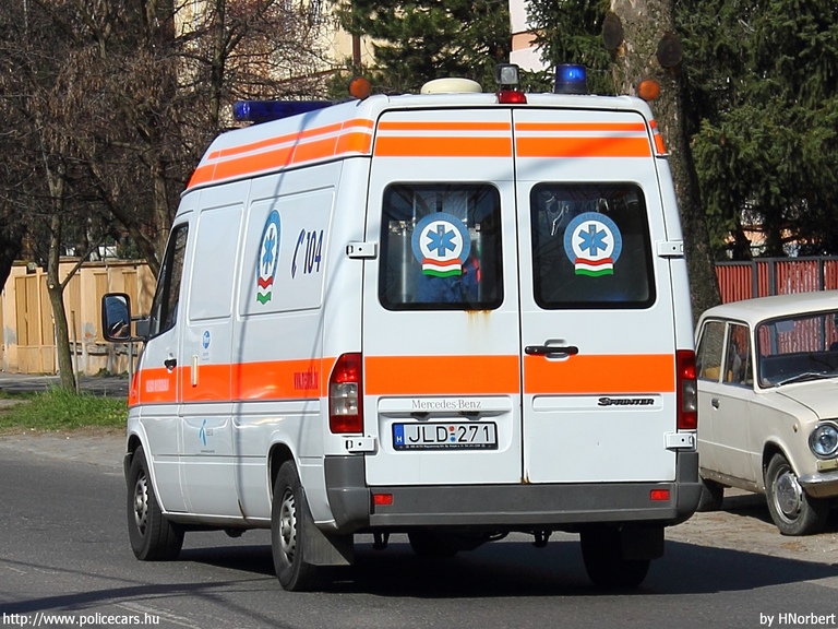 Mercedes-Benz Sprinter 313 CDI, Budapest, Országos Mentõszolgálat, fotó: HNorbert
Keywords: mentő mentők mentőautó OMSZ magyar Magyarország JLD-271