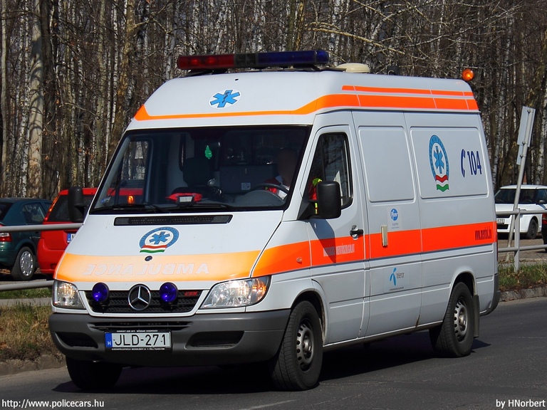 Mercedes-Benz Sprinter 313 CDI, Budapest, Országos Mentõszolgálat, fotó: HNorbert
Keywords: mentő mentők mentőautó OMSZ magyar Magyarország JLD-271