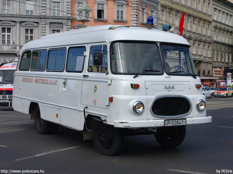 Robur LO 2500, Országos Mentõszolgálat, fotó: PChris
Keywords: mentő mentőautó magyar Magyarország OMSZ