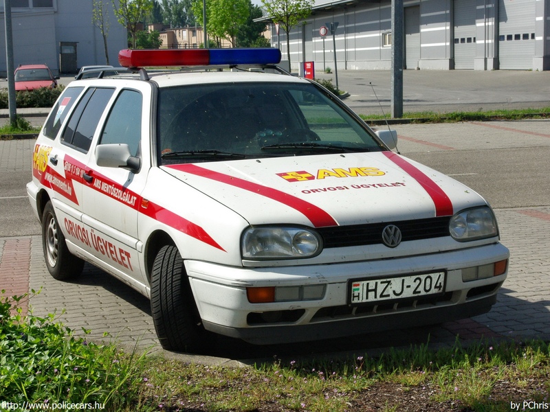 Volkswagen Golf III GL Variant, orvosi ügyelet, Budapest, AMS Assistance Kft., fotó: PChris
Keywords: mentő mentőautó magyar Magyarország HZJ-204 ambulance hungarian Hungary