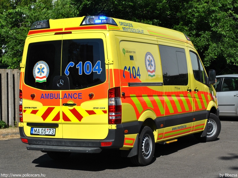 Mercedes-Benz Sprinter II facelift 316 CDI, Országos Mentõszolgálat, fotó: Bbazsa
Keywords: mentő mentőautó OMSZ magyar Magyarország MA05-73