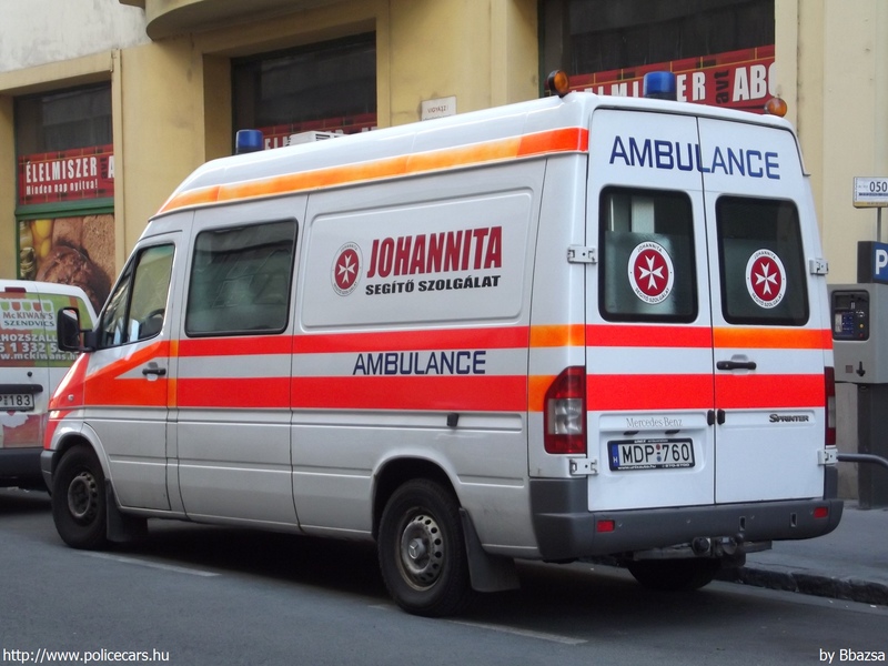 Mercedes-Benz Sprinter 316 CDI, Johannita Segítõ Szolgálat, fotó: Bbazsa
Keywords: mentő mentőautó magyar Magyarország MDP-760