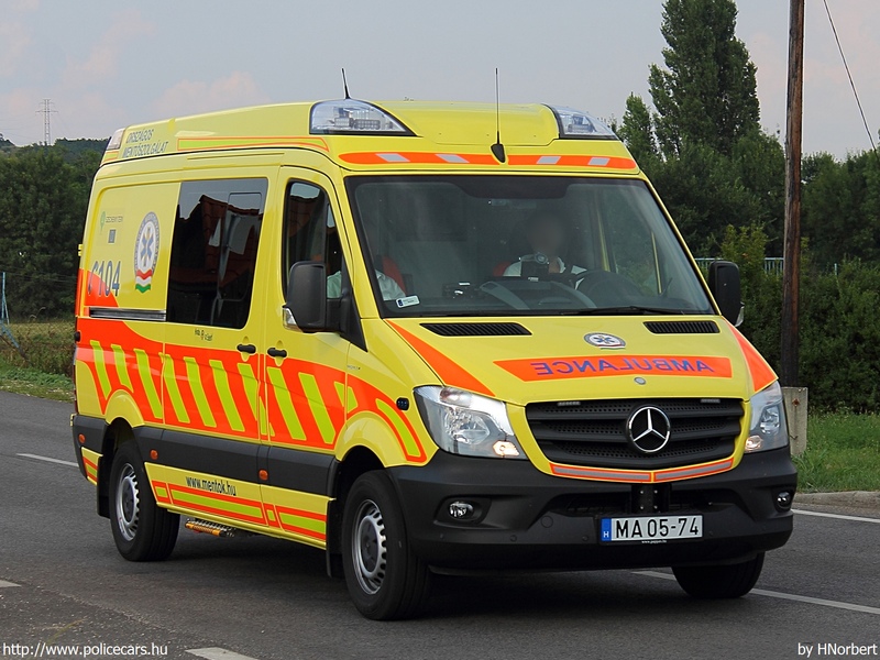 Mercedes-Benz Sprinter II facelift 316 CDI, Országos Mentõszolgálat, fotó: HNorbert
Keywords: mentő mentőautó magyar Magyarország OMSZ MA05-74