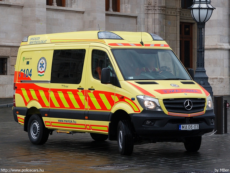 Mercedes-Benz Sprinter II facelift 316 CDI 4x4, Országos Mentõszolgálat, fotó: MBen
Keywords: mentő mentőautó magyar Magyarország OMSZ MA06-03