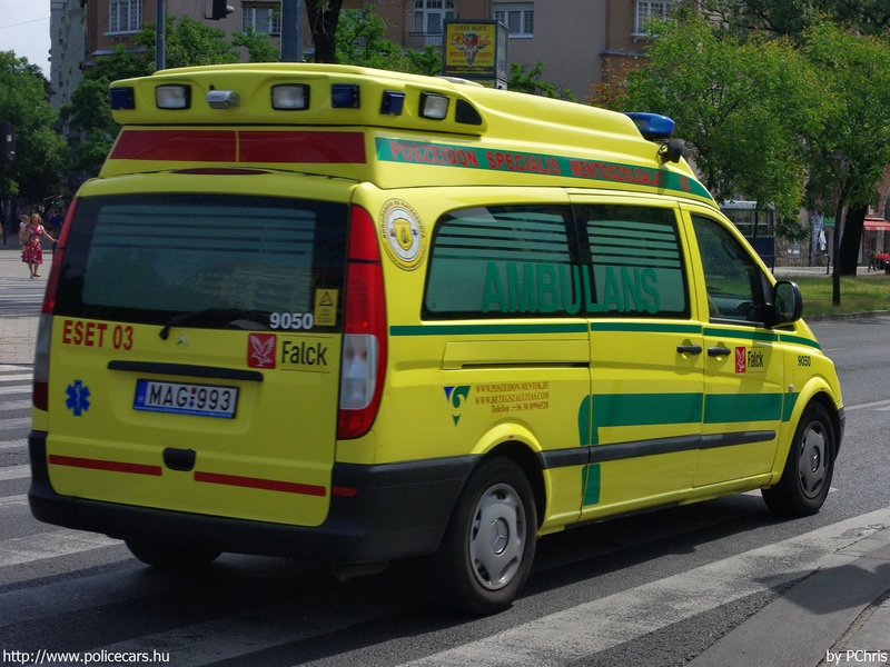 Mercedes-Benz Vito II 115 CDI, Poszeidon Speciális Mentõszolgálat, fotó: PChris
Keywords: mentő mentőautó magyar Magyarország MAG-993