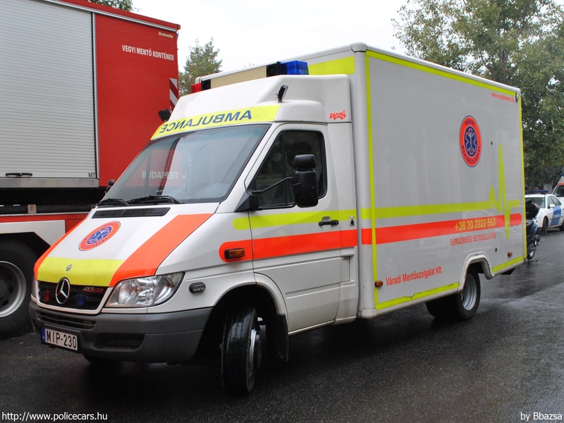 Mercedes-Benz Sprinter 413 CDI, Váradi Mentõszolgálat Kft., fotó: Bbazsa
Keywords: mentő mentőautó magyar Magyarország MIP-230