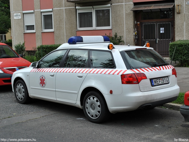 Audi A4 Avant 1.9 PD TDi, Take Me Home Medical Care Transport, fotó: Bbazsa
Keywords: mentő mentőautó magyar Magyarország MEF-914 ambulance hungarian Hungary