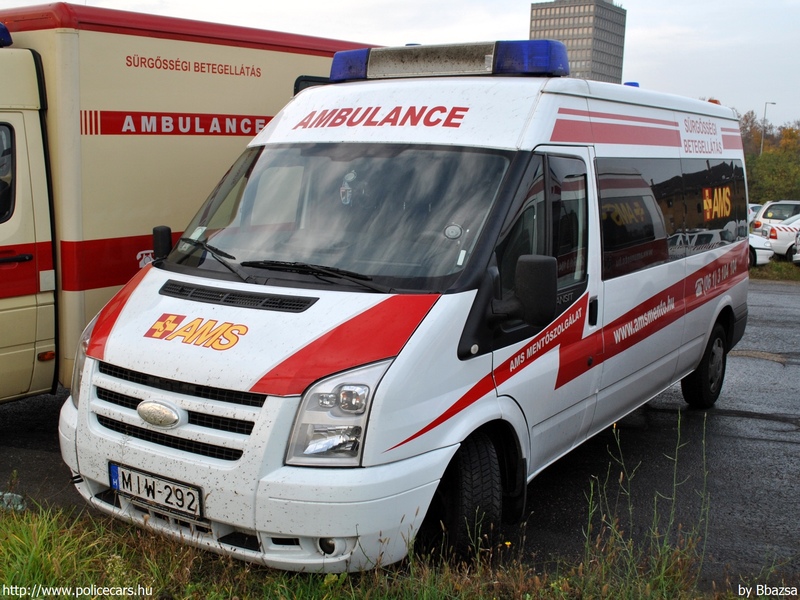 Ford Transit, AMS Assistance Kft., fotó: Bbazsa
Keywords: mentő mentőautó magyar Magyarország MIW-292