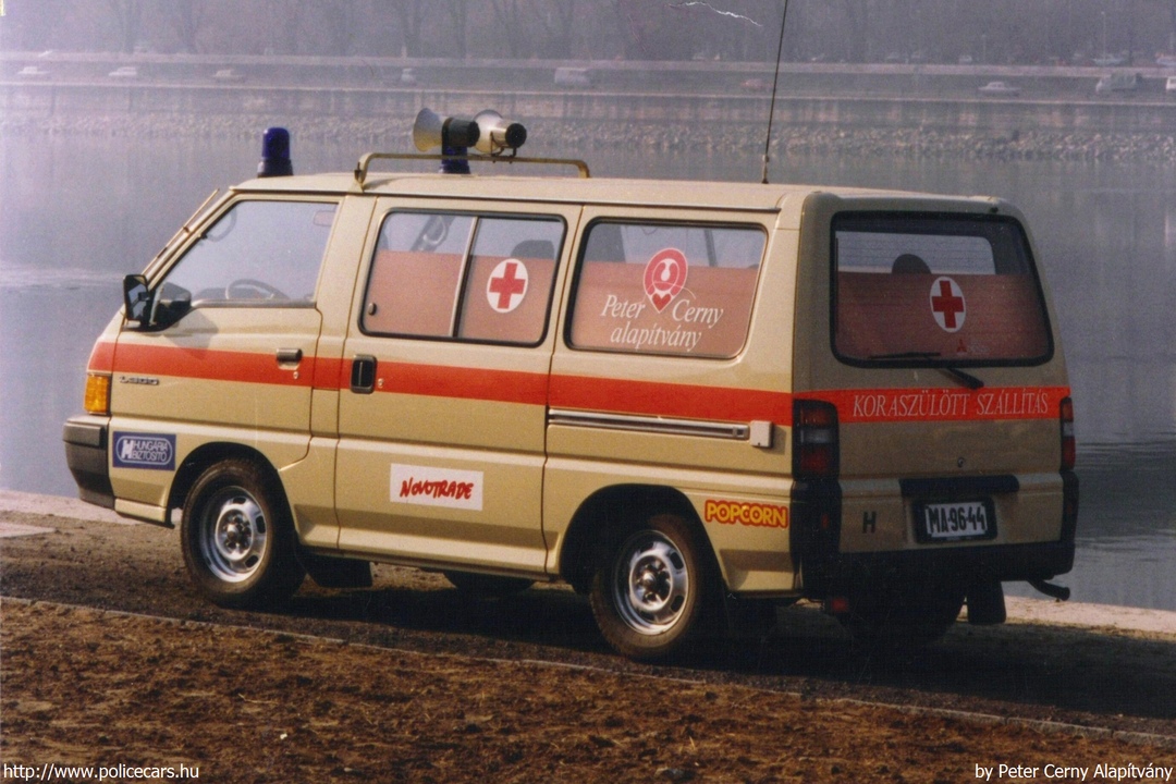 Mitsubishi L300, koraszülöttmentõ, Peter Cerny Alapítvány, Budapest, fotó: Peter Cerny Alapítvány
Keywords: mentő mentőautó magyar Magyarország MA96-44